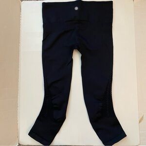 Athleta Power Through mesh capri leggings high waist textured cutout black Small